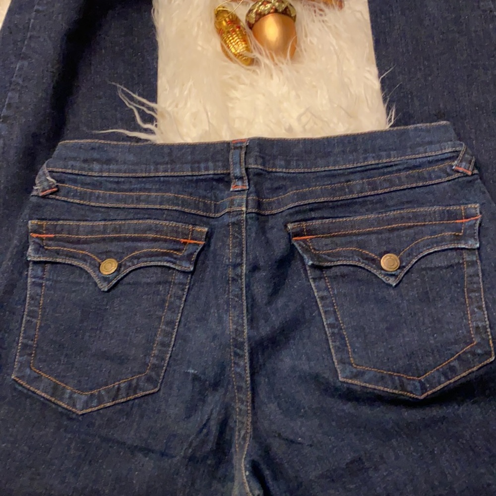 Dark denim jeans with flare leg bottom. Size 10 - Picture 7 of 7